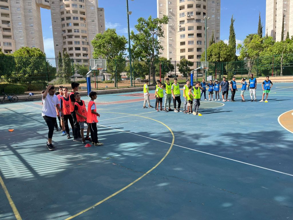 כדורסל בתיכון